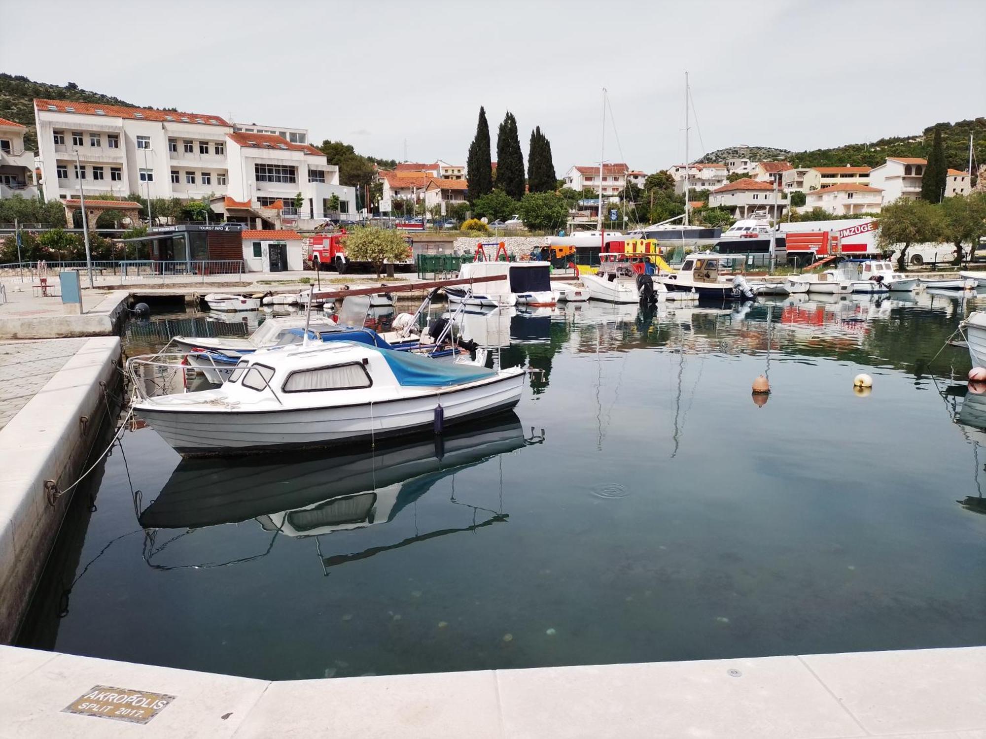 Mandi Appartement Marina Buitenkant foto